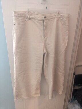 Reitmans R Jeans Cream High Waisted Jeans Cropped Length, Wide Leg